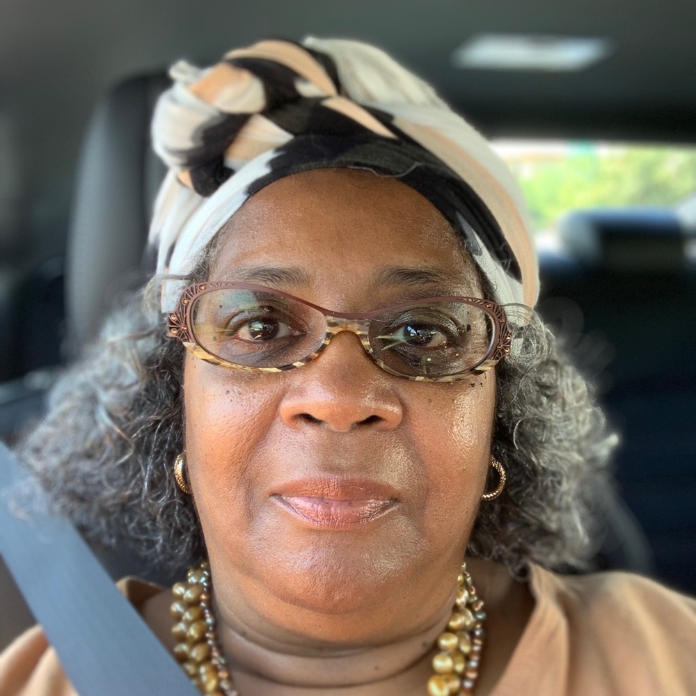 Meet your Posher, Vanessa
